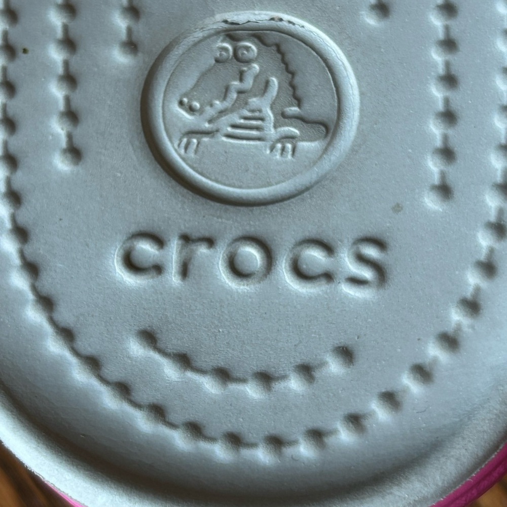 CROCS Women's Vibrant Pink Slide Sandals Size 10 - Picture 3 of 8
